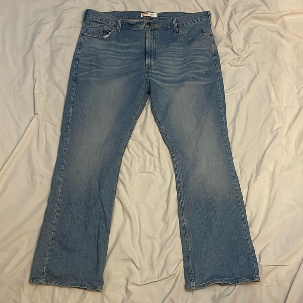 Bootcut Levi Jeans